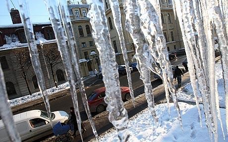 huge icicles in russia 